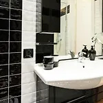 Appartement Merveilleux 2p, A 50 M De La Plage, En Plein Centre Menton